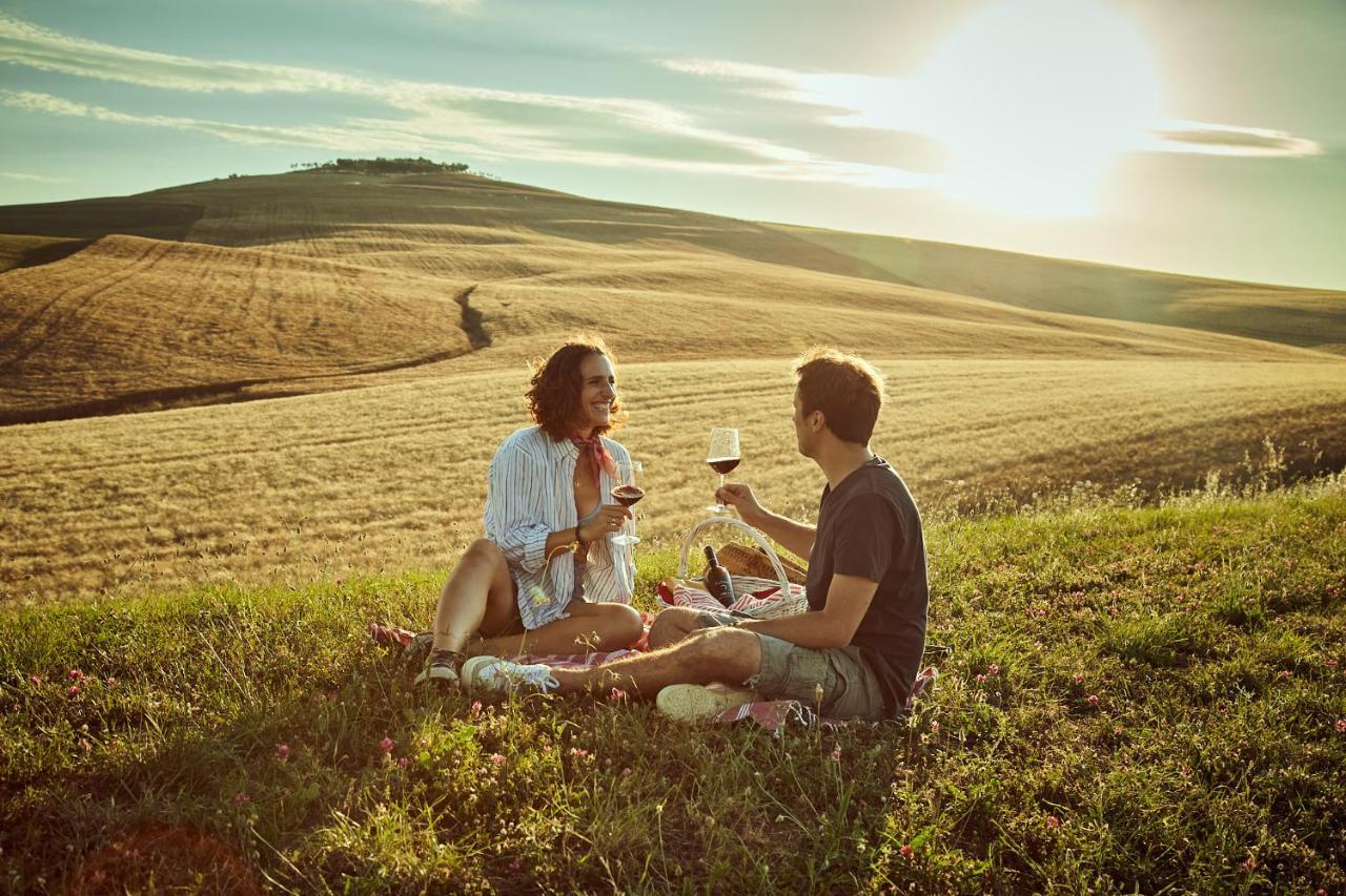 Agriturismo Lunadoro モンティッキエッロ エクステリア 写真