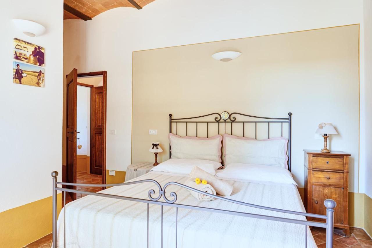 Agriturismo Lunadoro モンティッキエッロ エクステリア 写真