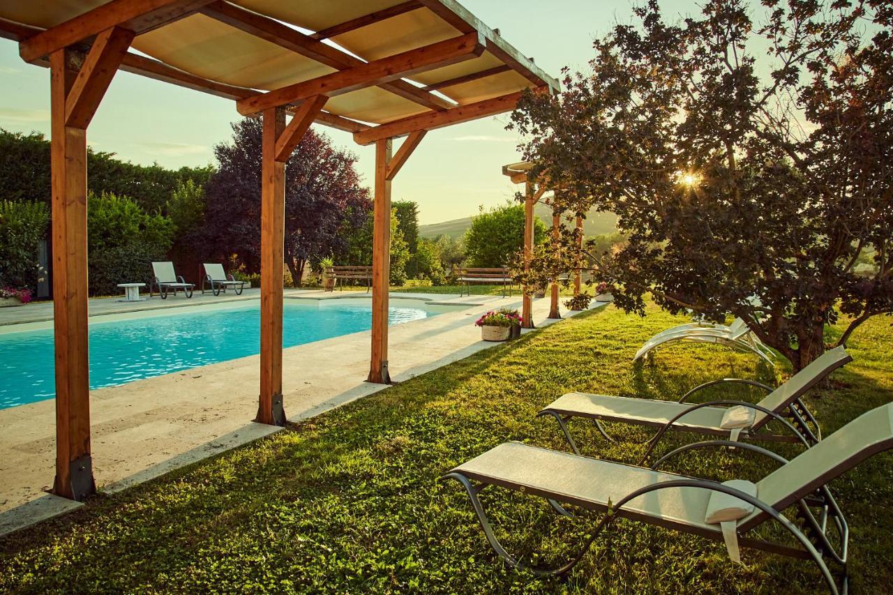Agriturismo Lunadoro モンティッキエッロ エクステリア 写真
