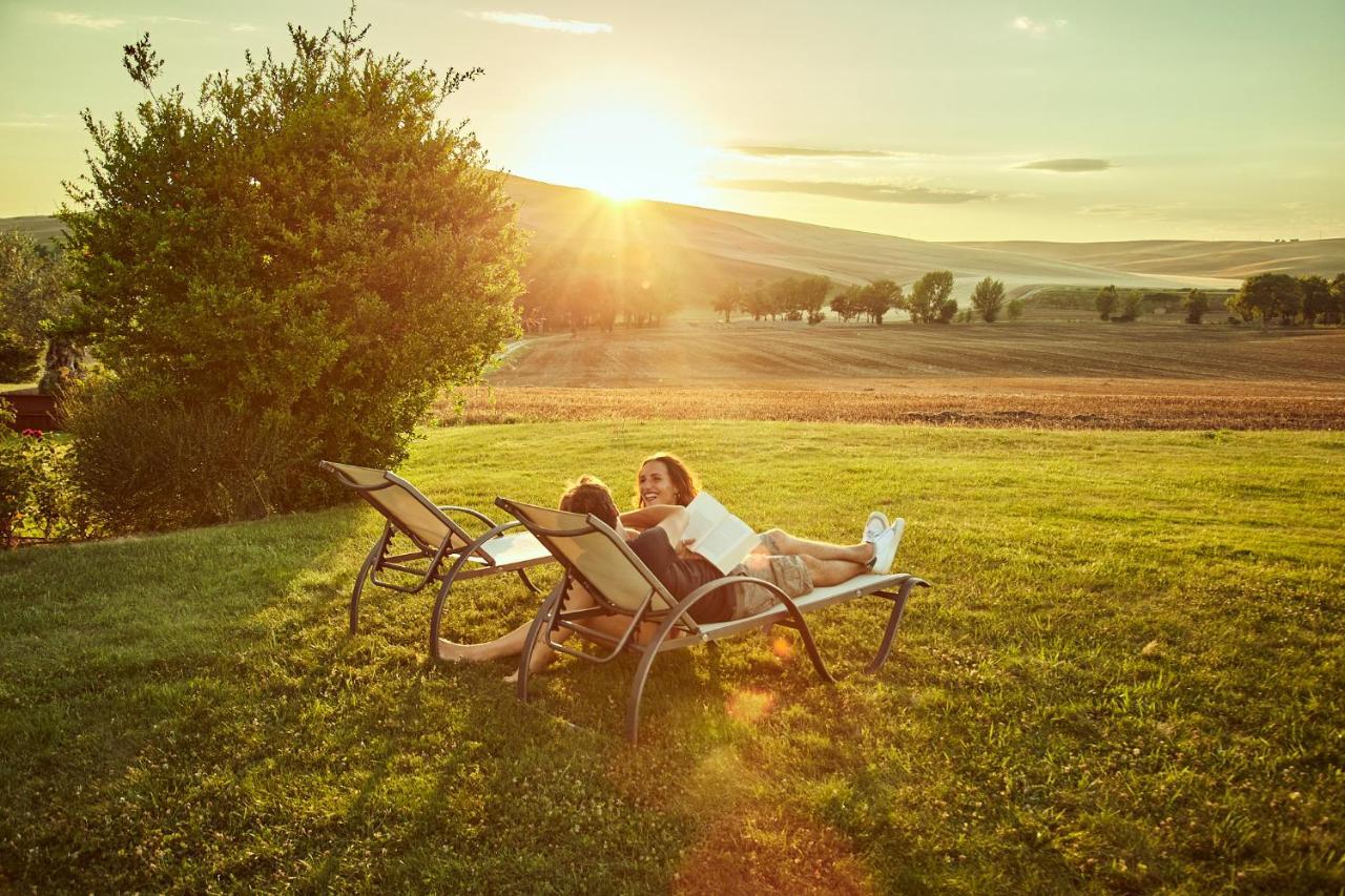 Agriturismo Lunadoro モンティッキエッロ エクステリア 写真